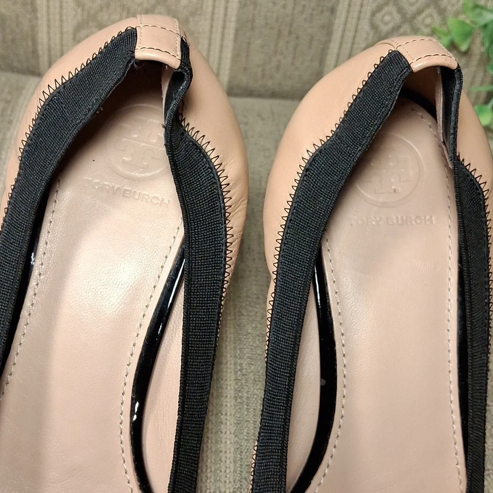 Tory Burch Nude Tan and Black Cap-Toe Leather Pumps